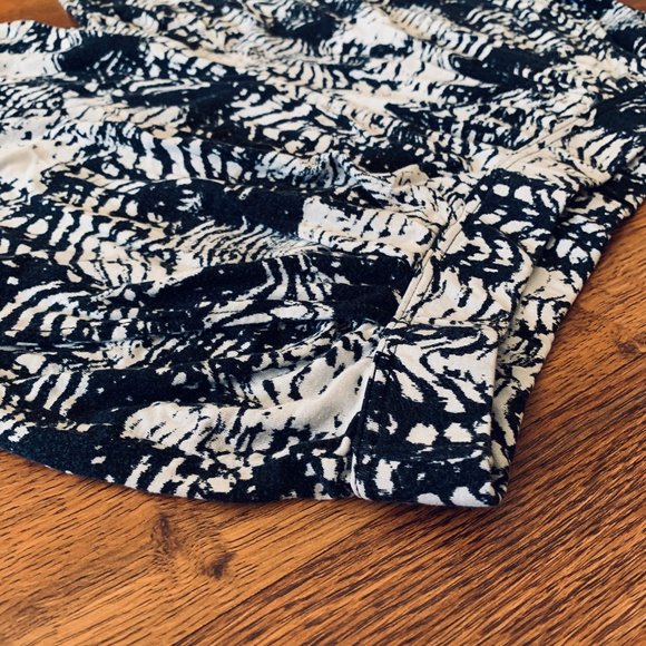 RVCA Black and White Patterned Pants - Picture 4 of 5